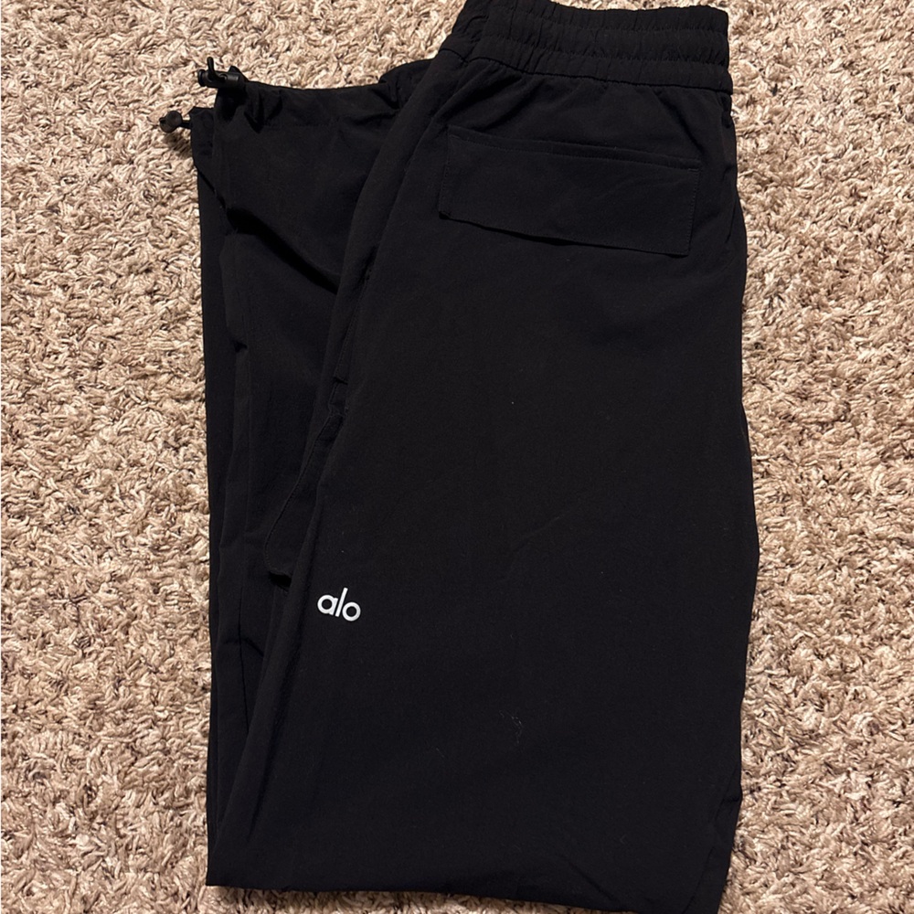 ALO Black Cargo Venture Pants